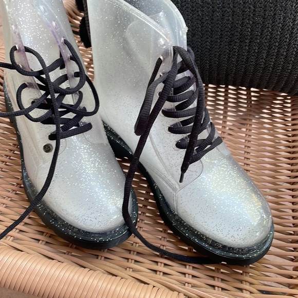 BRAND NEW G Six Workshop Ankle Boots Clear Gold Glitter SZ 6 - Picture 5 of 5